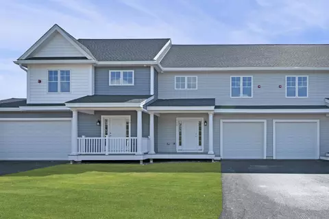 63 Crestview Way, Raymond, NH 03077