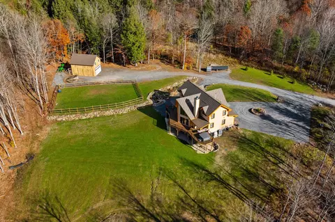 View/Area - 85 Button Hill Rd, Tunbridge, VT 05077 photo 2 of 4