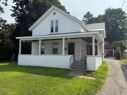 209 Grove St, Bennington, VT 05201