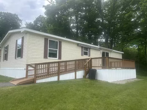 13 Seaglass Ln, Kittery, ME 03904