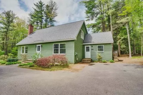 104 Ridgewood Dr, Gilmanton, NH 03237