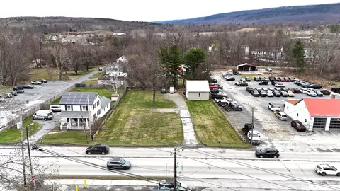 153 Northside Dr, Bennington, VT 05201