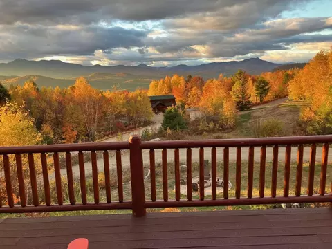42 Peak Vista Ln, Madison, NH 03849