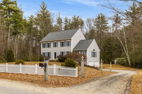 24 Ladd Rd, Brentwood, NH 03833