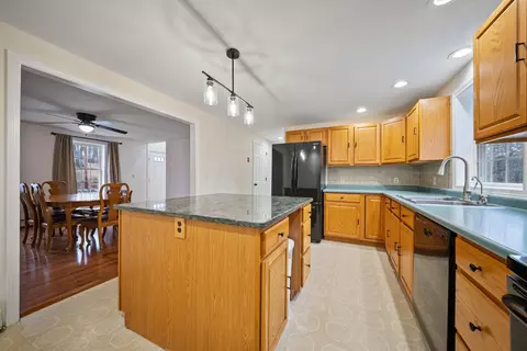 Kitchen - 24 Prescott Rd, Epping, NH 03042 photo 1 of 3