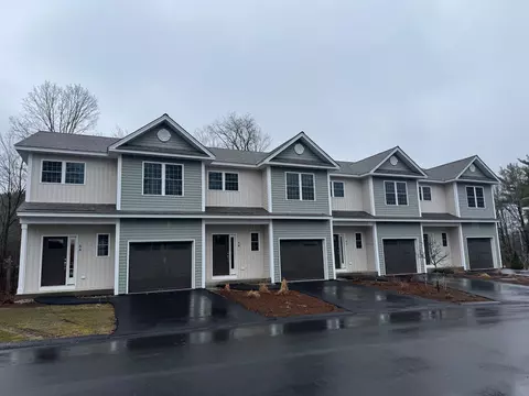 5 Dearborn Cir # C, Goffstown, NH 03045
