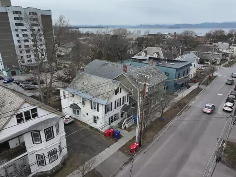 155 Maple St, Burlington, VT 05401