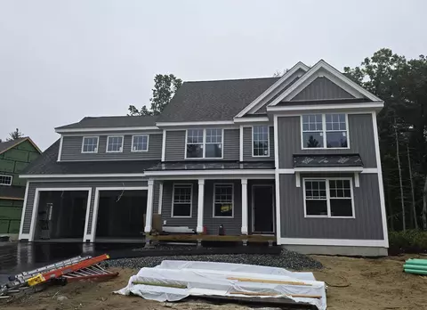 16 Tallarico St #24, Litchfield, NH 03052