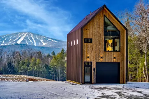109 Winhall Hollow Rd, Winhall, VT 05340