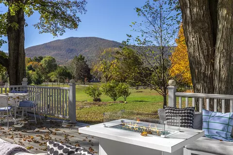 2677 Rte 30, Dorset, VT 05251