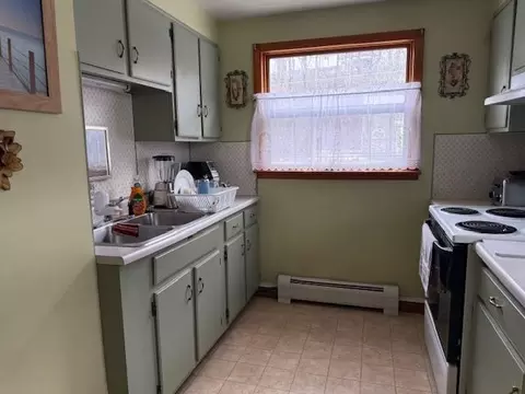 77 Ayers St, Barre, VT 05641 photo 4