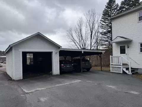 77 Ayers St, Barre, VT 05641 photo 3