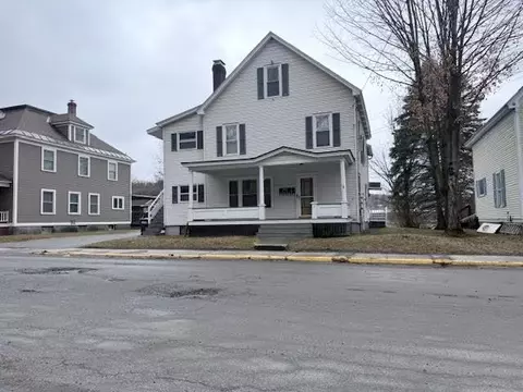 77 Ayers St, Barre, VT 05641 photo 2