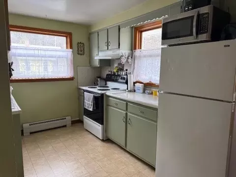 77 Ayers St, Barre, VT 05641 photo 10