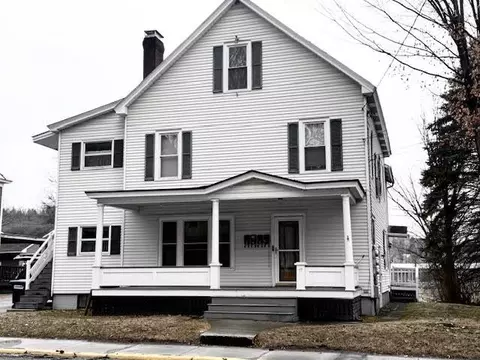 77 Ayers St, Barre, VT 05641