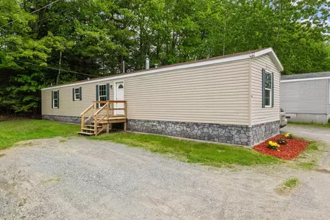 15 Trailer Park Rd, Haverhill, NH 03765