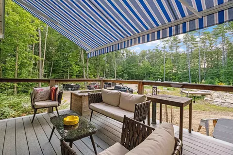 Exterior - 68 Center St, Wolfeboro, NH 03894 photo 6 of 13