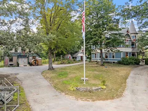 Exterior - 68 Center St, Wolfeboro, NH 03894 photo 10 of 13