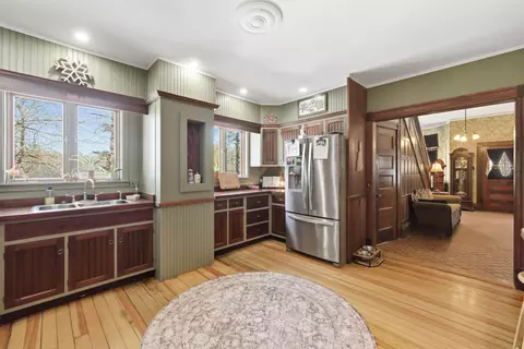 Kitchen - 68 Center St, Wolfeboro, NH 03894 photo 1 of 5
