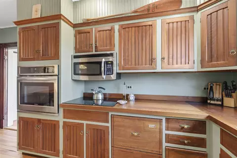 Kitchen - 68 Center St, Wolfeboro, NH 03894 photo 2 of 5