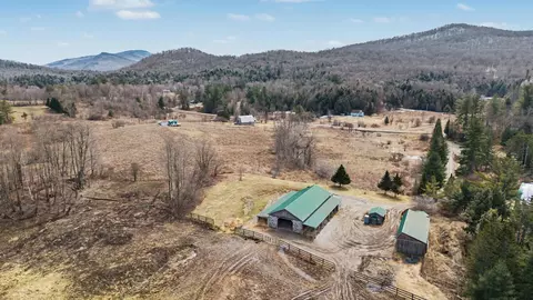 984 Pollander Rd, Cambridge, VT 05464
