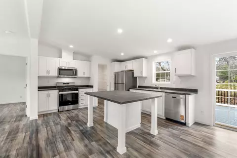 18 Martin Rd, Deering, NH 03244