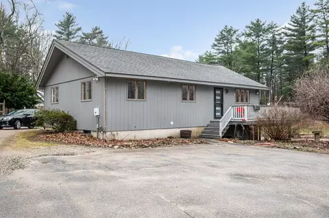 117 Stage Rd, Hampstead, NH 03841
