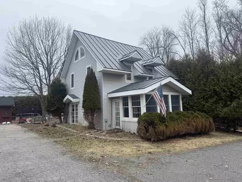 217 Ferry Rd, Vergennes, VT 05491