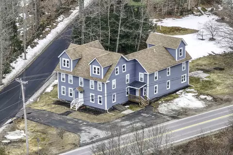 39 S Barnstead Rd, Barnstead, NH 03225