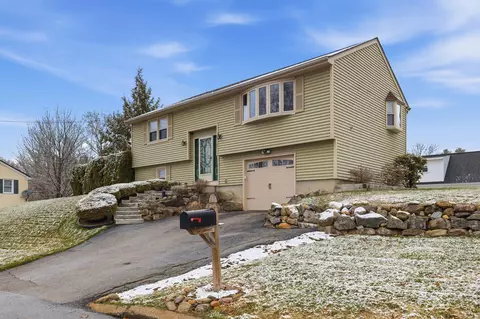 84 S Fremont St, Manchester, NH 03103