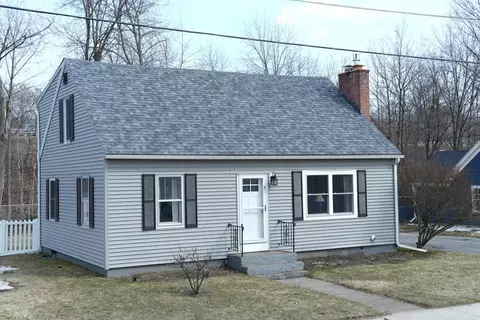 5 Lapointe St, Winooski, VT 05404