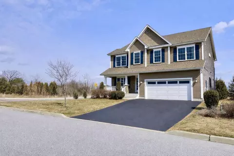 159 Sommerfield Ave, South Burlington, VT 05403