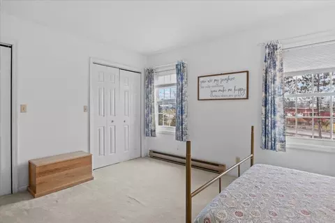 Bedroom - 433 Westview Cir, Williston, VT 05495 photo 4 of 5