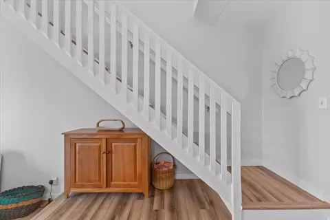 Entry Way - 433 Westview Cir, Williston, VT 05495 photo 3 of 5