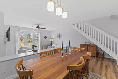 Dining - 433 Westview Cir, Williston, VT 05495 photo 2 of 3