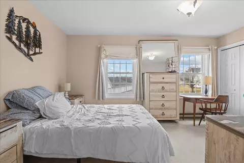 Bedroom - 433 Westview Cir, Williston, VT 05495 photo 1 of 5