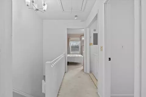 Entry Way - 433 Westview Cir, Williston, VT 05495 photo 4 of 5