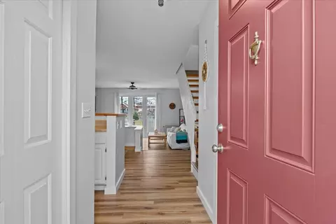 Entry Way - 433 Westview Cir, Williston, VT 05495 photo 1 of 5