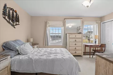 Bedroom - 433 Westview Cir, Williston, VT 05495 photo 1 of 5