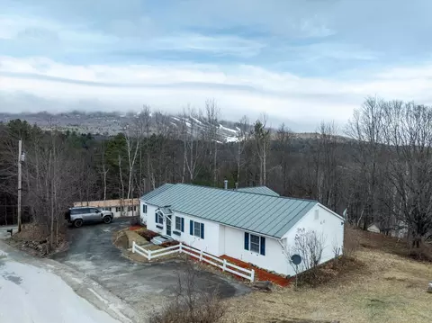 4 Twine Hill Rd, Ludlow, VT 05149