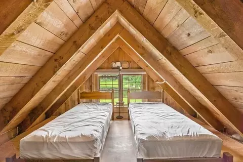 Bedroom - 65 Bentley Ln, Jericho, VT 05465 photo 5 of 5