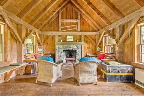 Living - 65 Bentley Ln, Jericho, VT 05465 photo 4 of 5