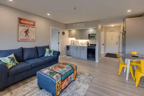 36 Lodge Rd #C102, Lincoln, NH 03251