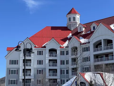 22 S Mountain Dr #201/203, Lincoln, NH 03251