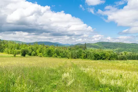 000 Jefferson Hill Rd, Newbury, VT 05081