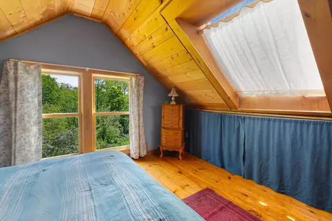 Bedroom - 1078 Brook Rd, Marshfield, VT 05658 photo 6 of 6