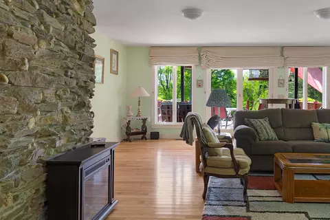 Living - 1078 Brook Rd, Marshfield, VT 05658 photo 6 of 8