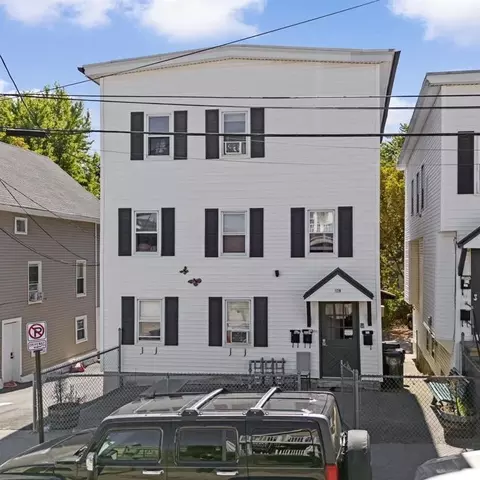 379 Manchester St, Manchester, NH 03103