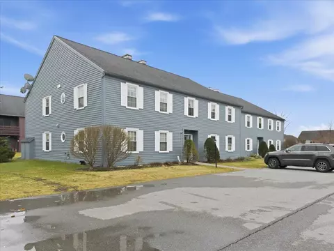 148 N Twin Oaks Ter #148, South Burlington, VT 05403