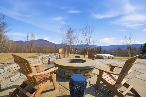 220 Camptown Rd, Manchester, VT 05255